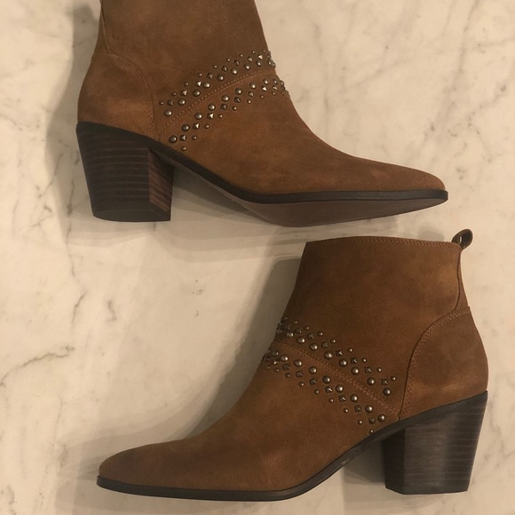 ❗️Lucky Brand Latinia Casual Bootie❗️ - Picture 2 of 5